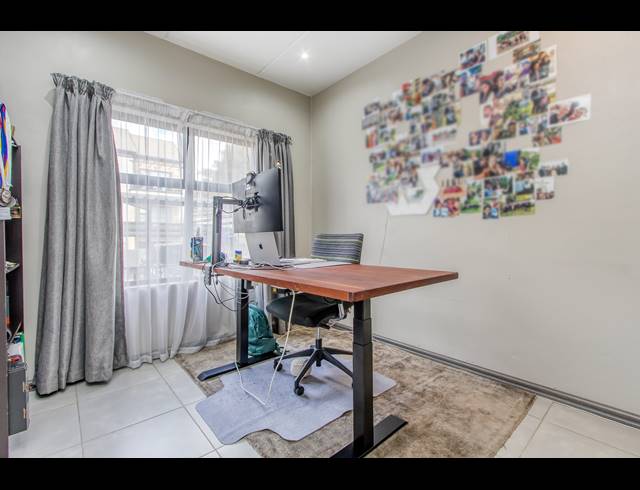 2 BEDROOM APARTMENT TO LET IN HYDE PARK